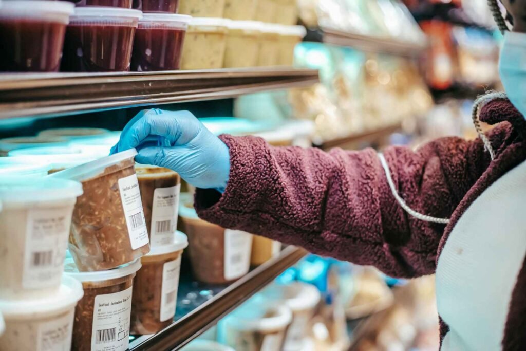 reading food labels